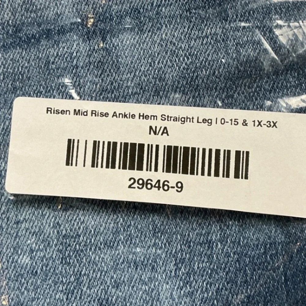 Risen Jeans Mid Rise Ankle Hem Straight Leg Dark Wash‎ 9/29 New With Tags